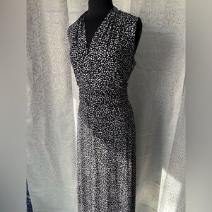 Vince Camuto Black and White Sleeveless Maxi Dress